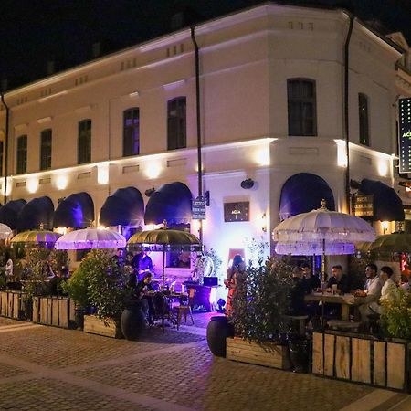 Acsa Inn Крайова Экстерьер фото
