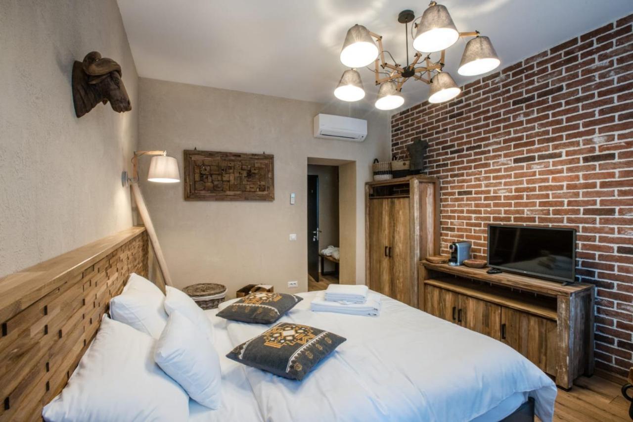 Acsa Inn Крайова Экстерьер фото