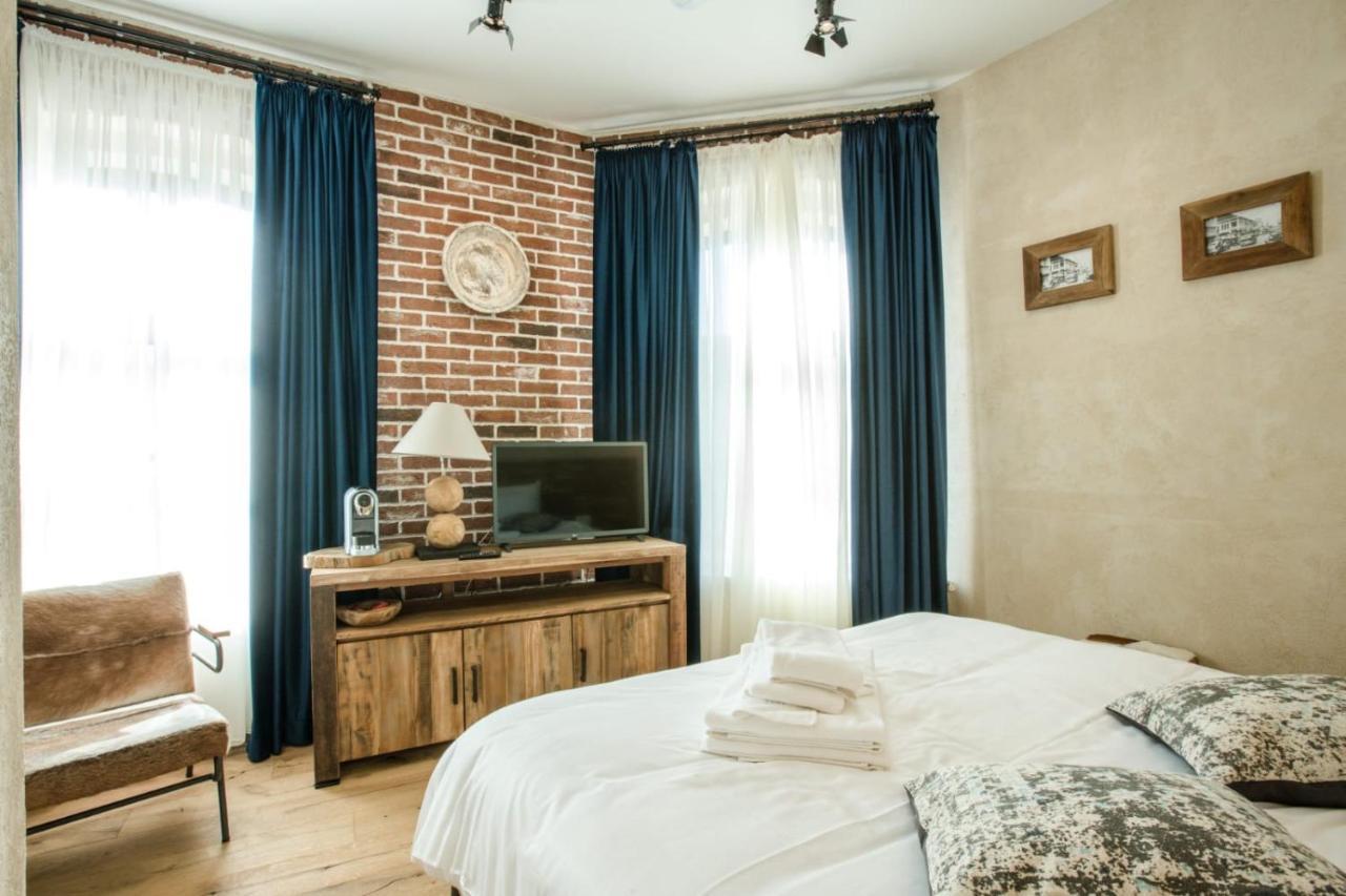 Acsa Inn Крайова Экстерьер фото