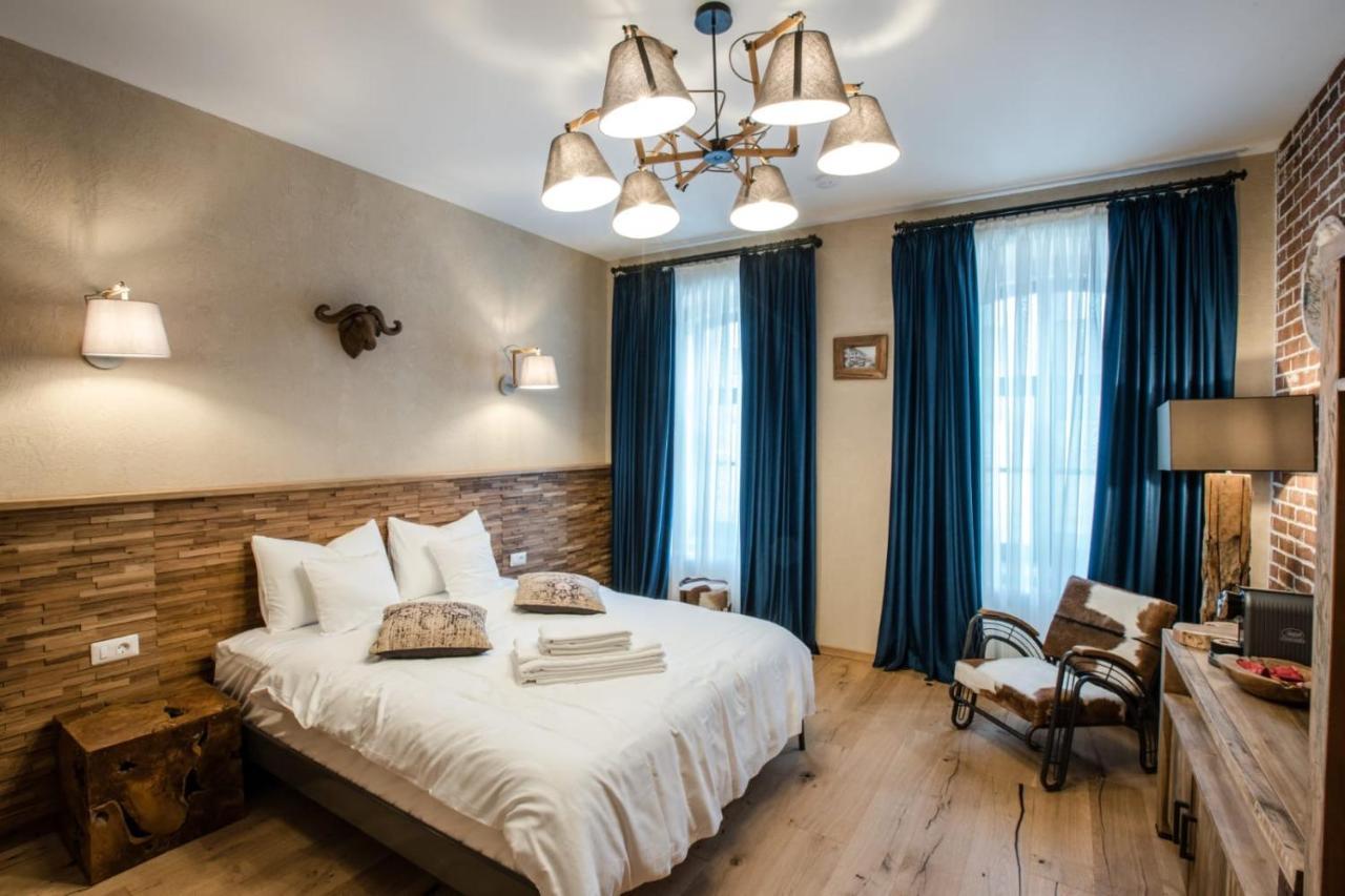 Acsa Inn Крайова Экстерьер фото